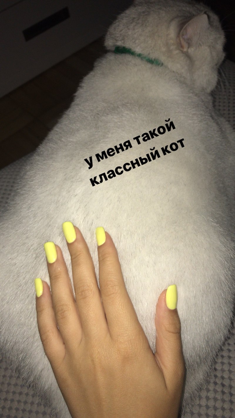 Мемы про маникюр