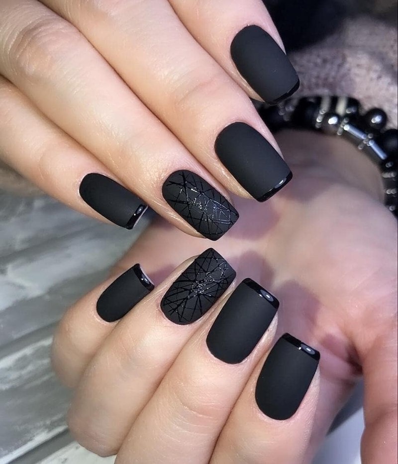 Черный матовый лак