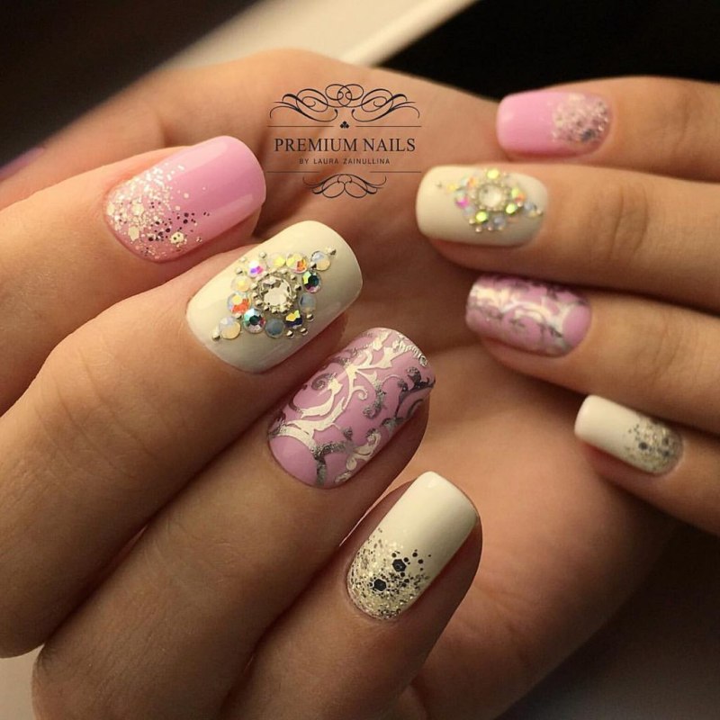 Красивый шеллак на короткие ногти