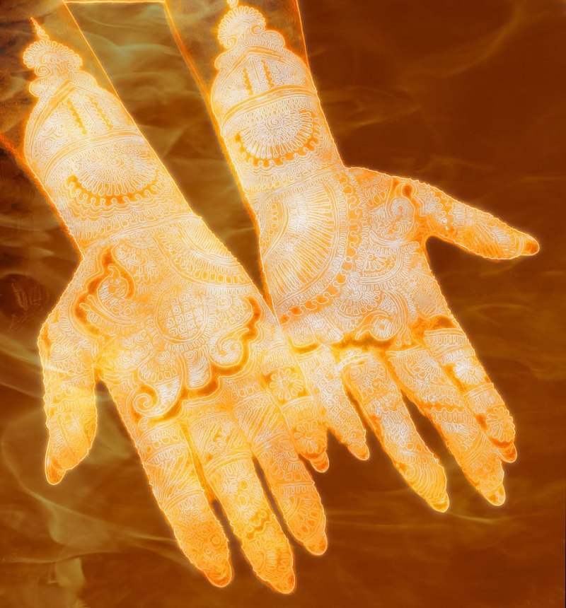 Helping hand PNG