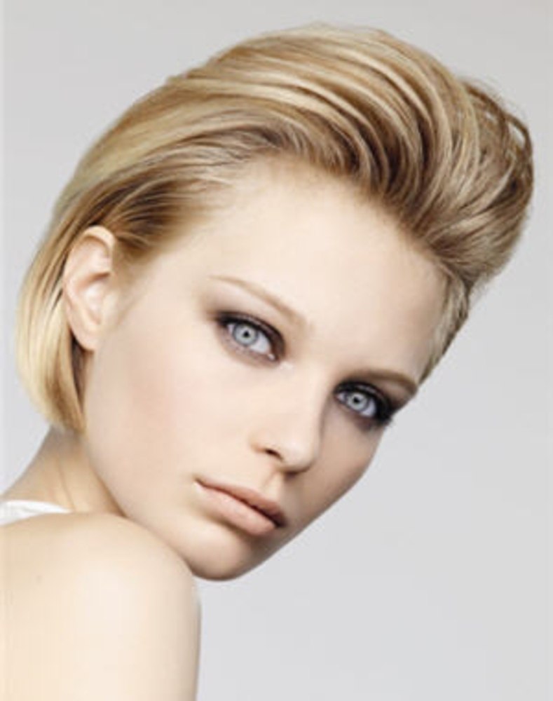 Стрижка андеркат Скарлетт Йоханссон