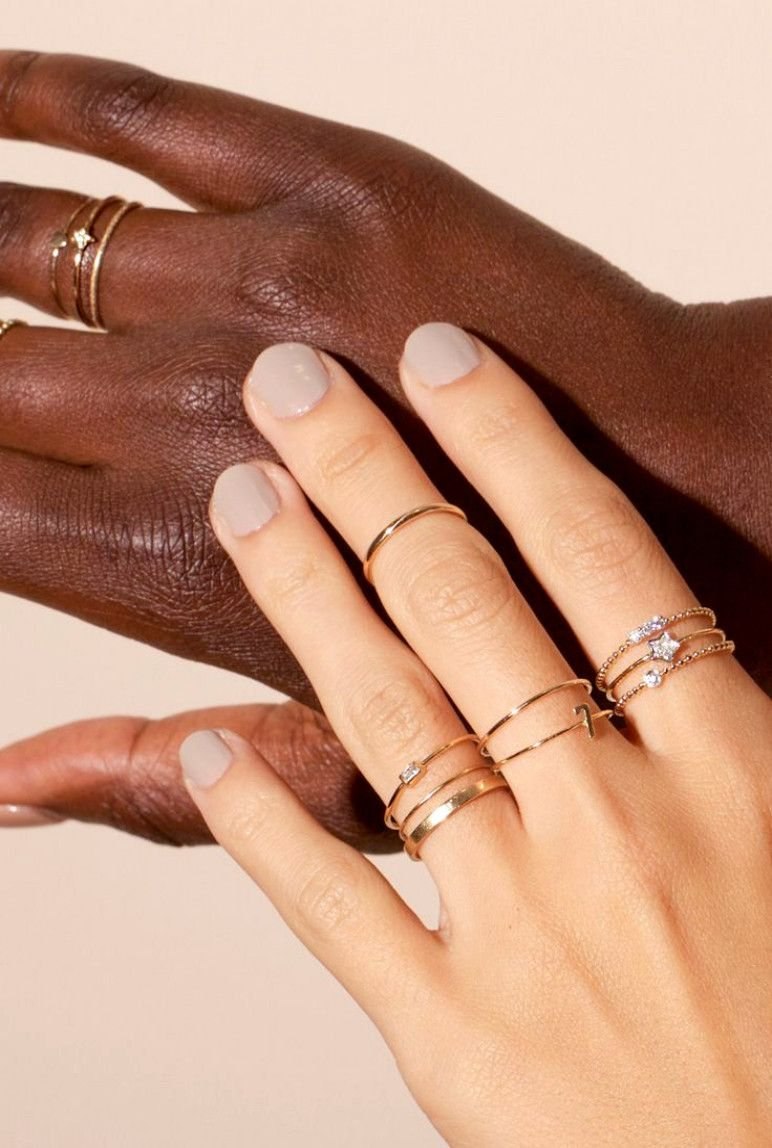 Маникюр для загорелой кожи на короткие ногти