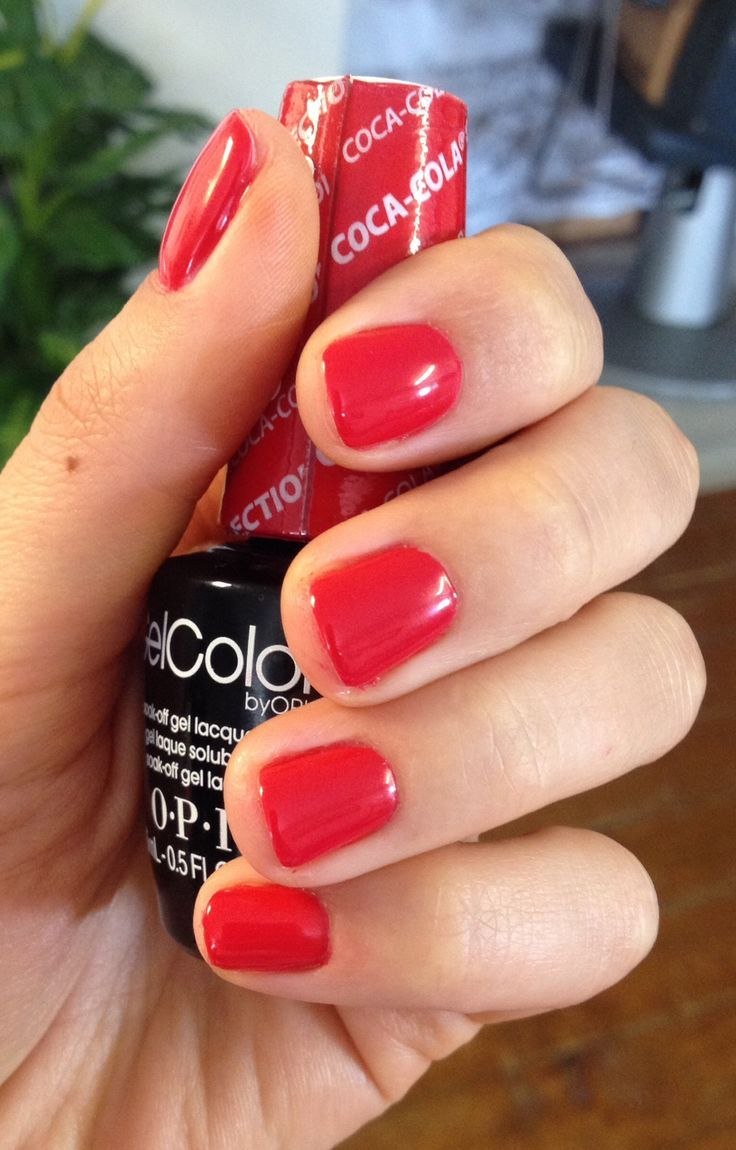 Палитра красного цвета для ногтей