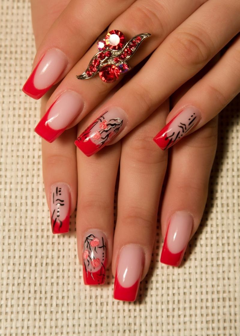 Аквадизайн нарощенных ногтей гелем