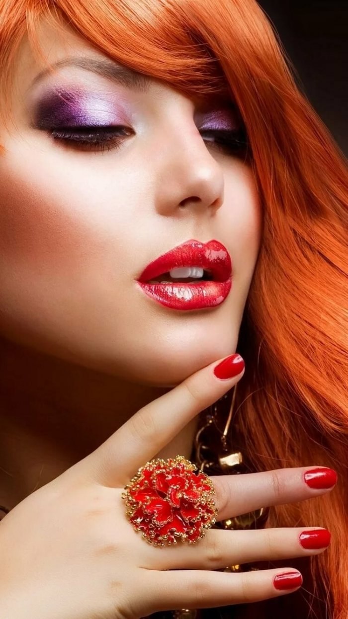 Красивая девушка салон красоты