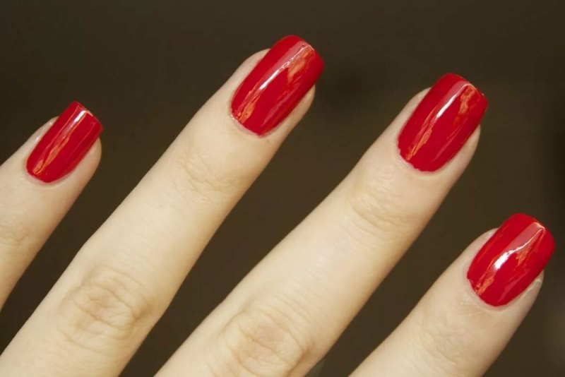 OPI big Apple Red