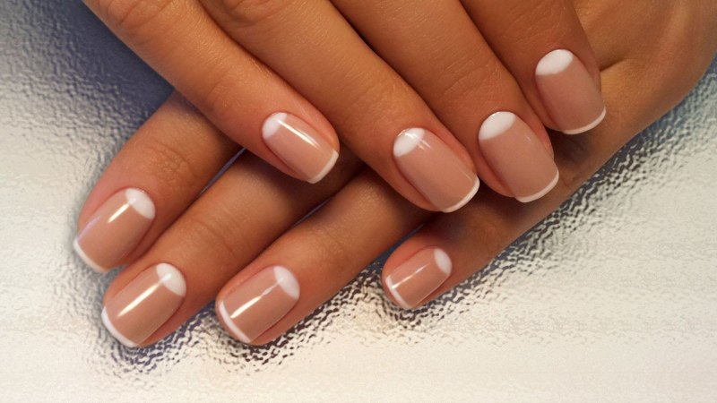 Лунное френч покрытие Shellac