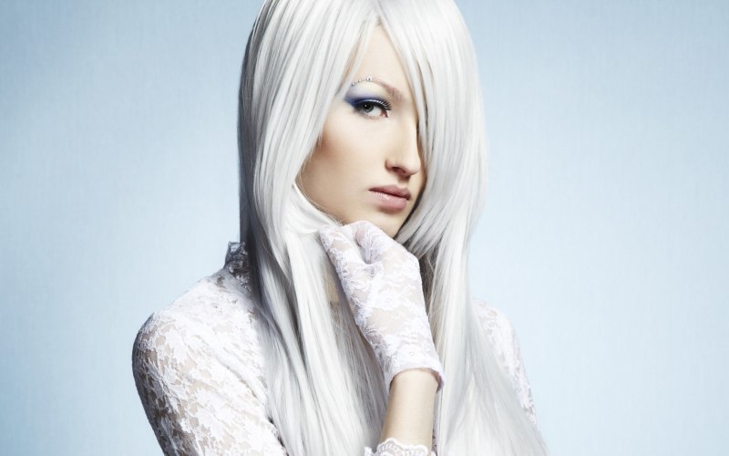 Модель Саша Лусс