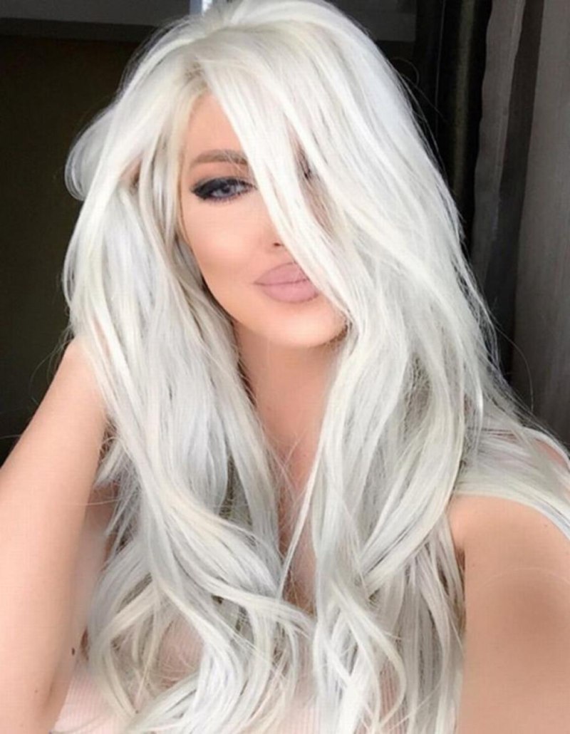 Русская темно белые волосы