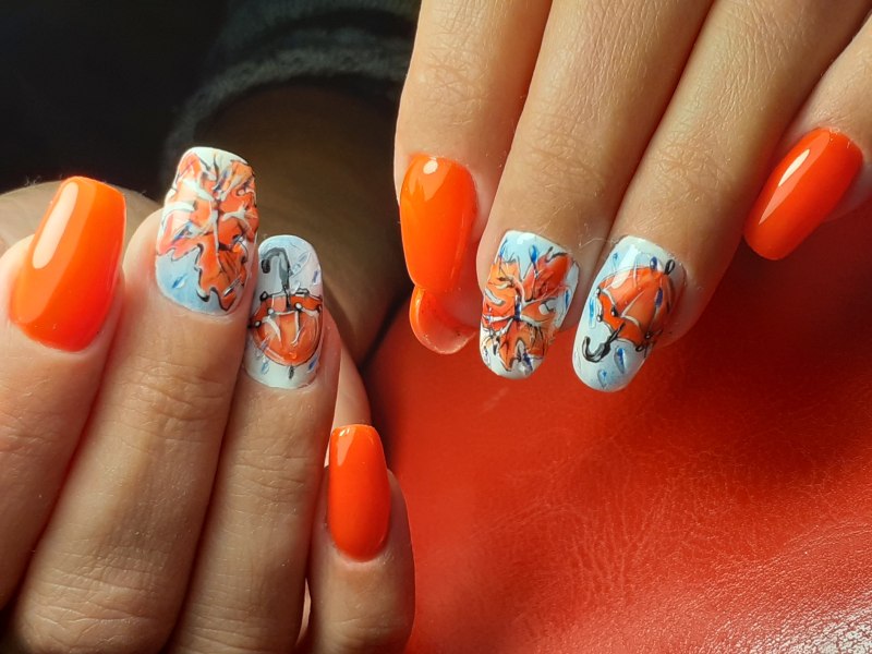 Яркий осенний маникюр