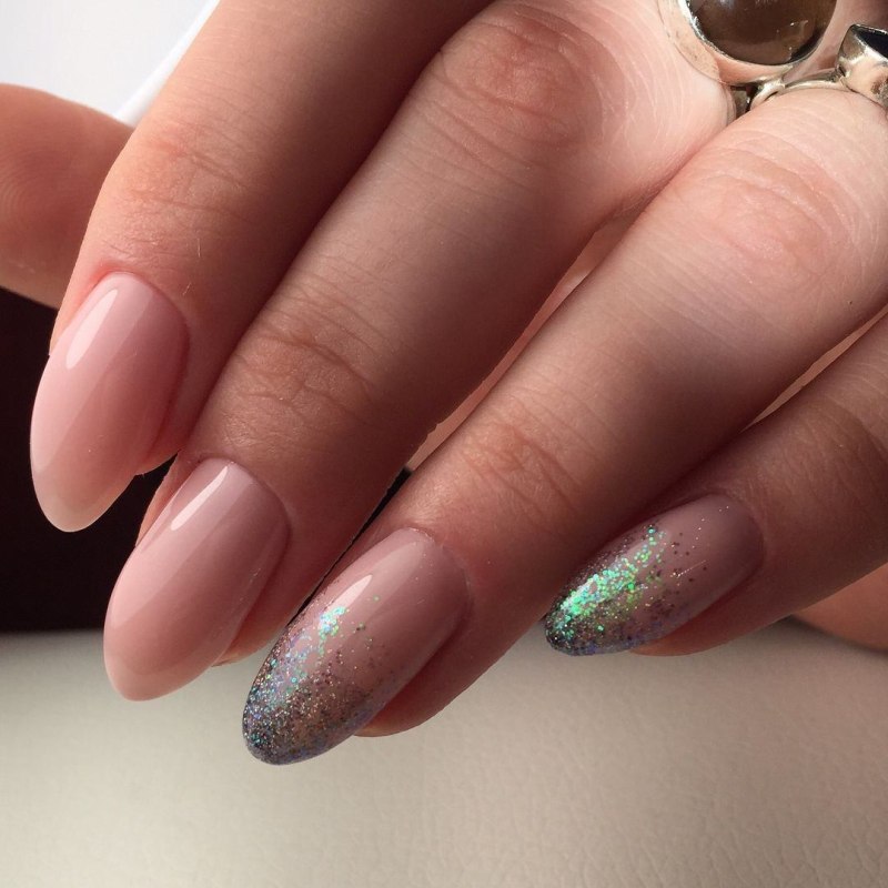 Маникюр ррастядка боетсками