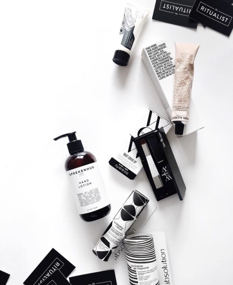 Косметика для волос Минимализм