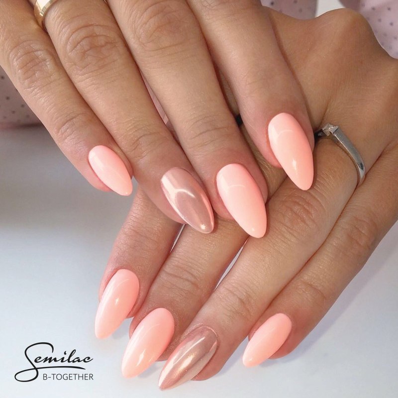 Розовый френч на миндалевидных