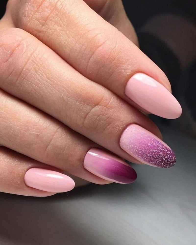 Градиент на миндалевидных ногтях