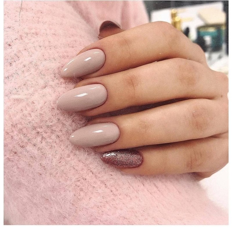 Маникюр нюдовый 2020 миндаль. Миндаль