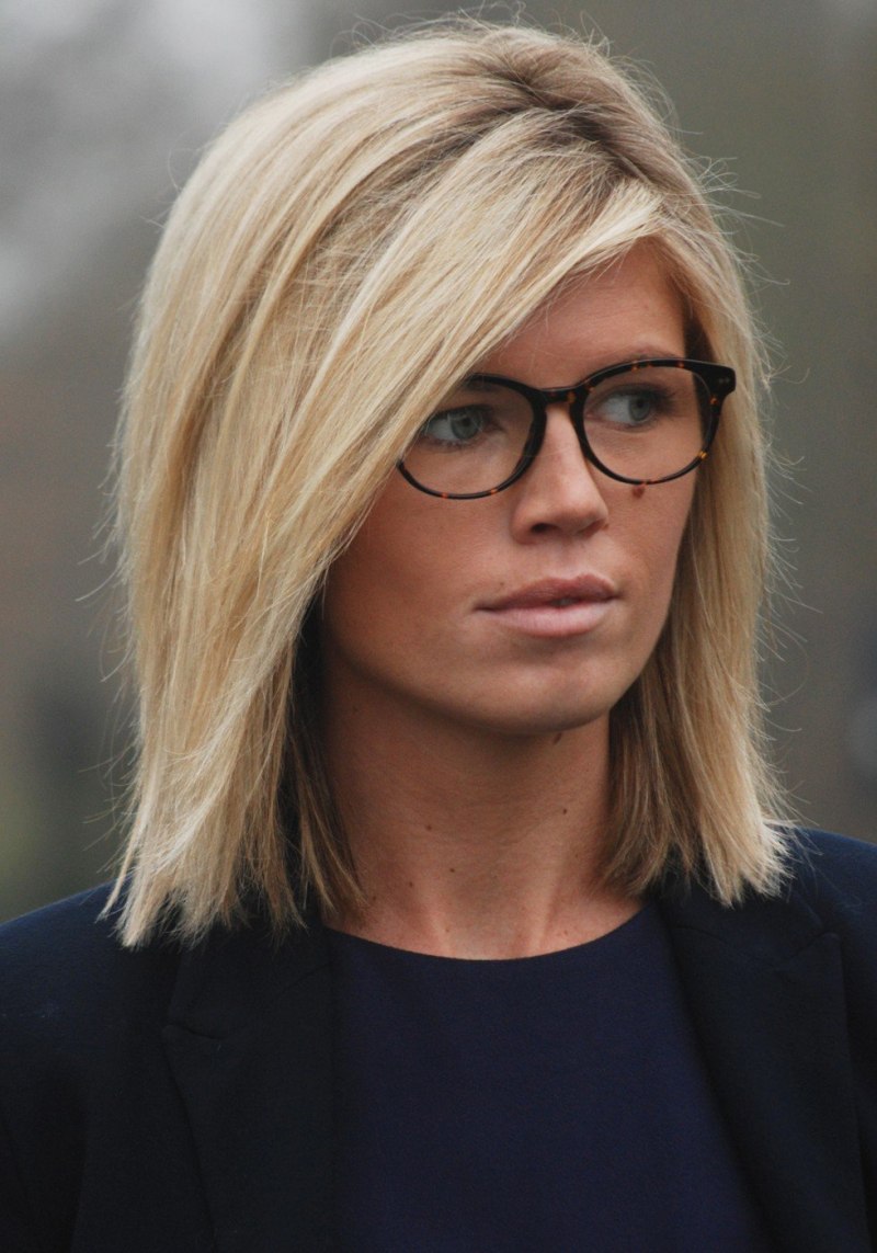 Пэрис Джексон стрижка