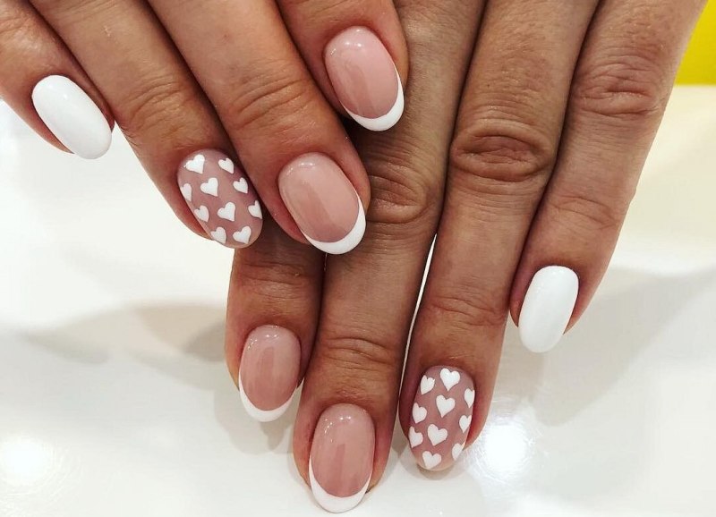 Французский маникюр на короткие ногти