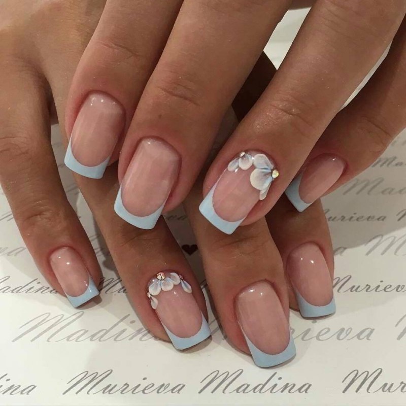 Очень красивый френч на короткие ногти