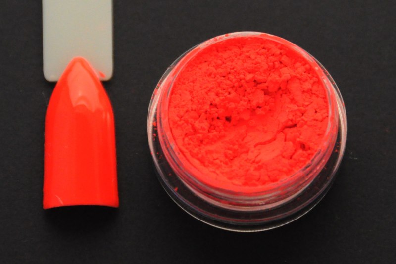 Кислотно оранжевый маникюр