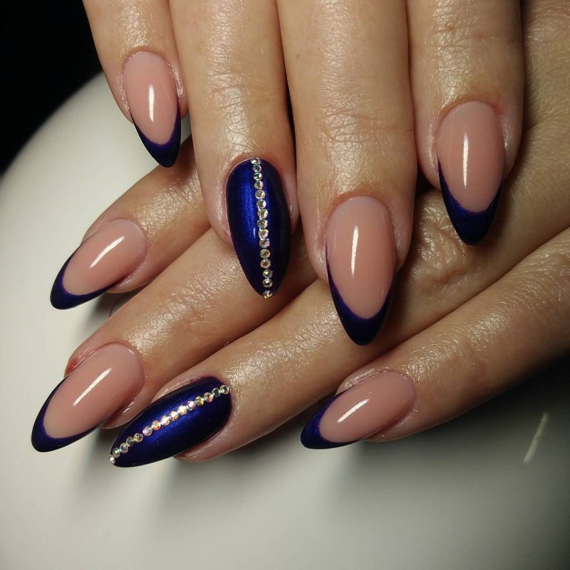 Френч 2021 миндаль черный