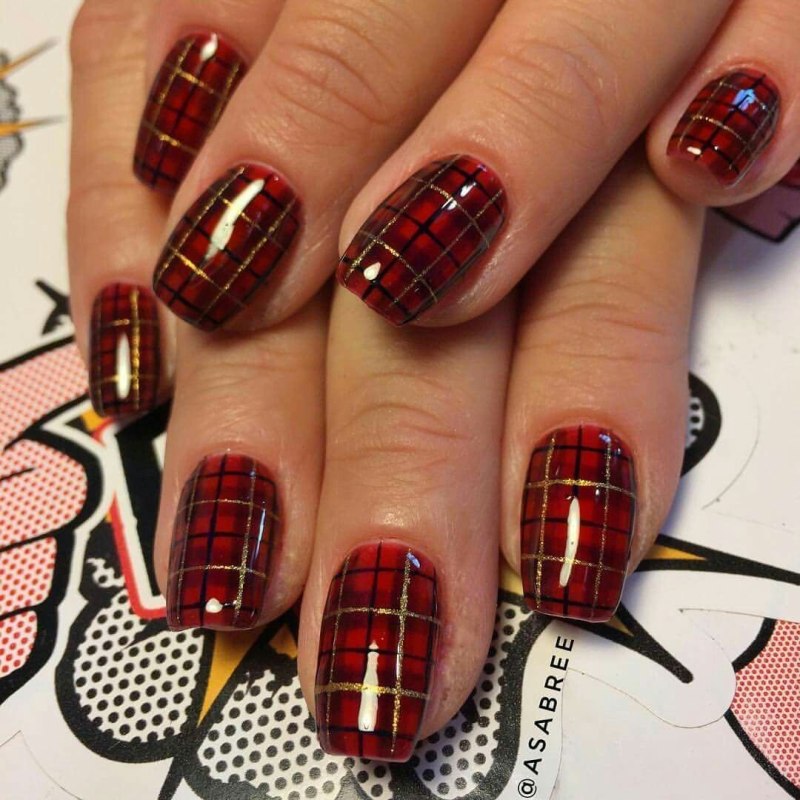 Паутинка на ногтях