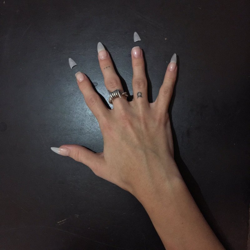 Маникюр разные руки