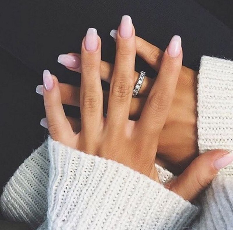 Матовый нюд миндаль