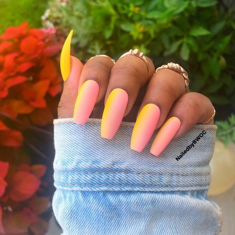 Маникюр длинные ногти в стиле Бич