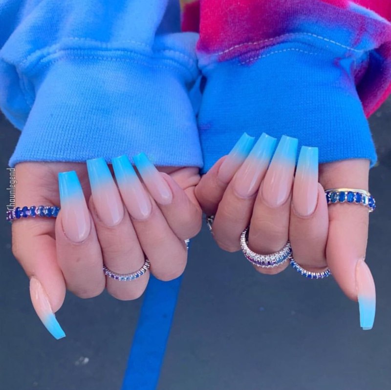 Чёрные ногти у парней