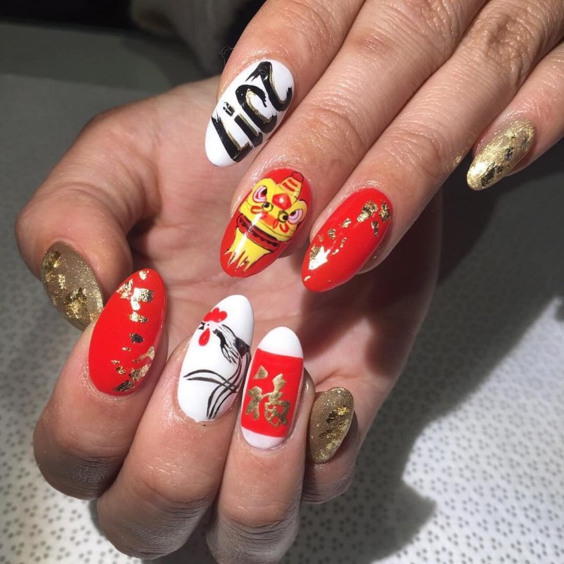 Черные длинные ногти