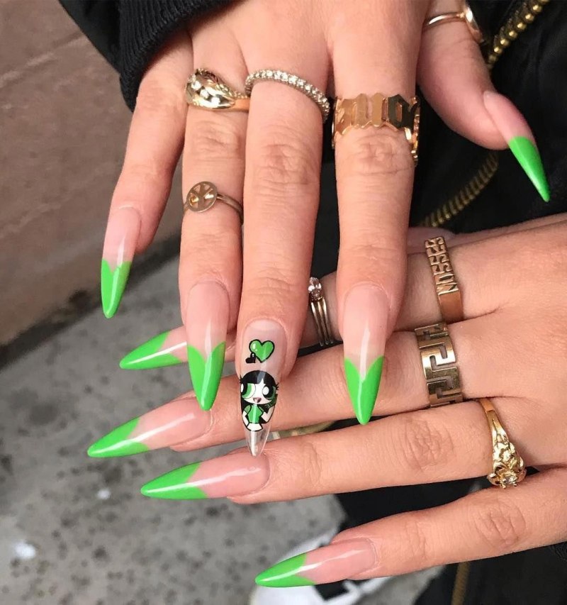 Необычные нарощенные ногти