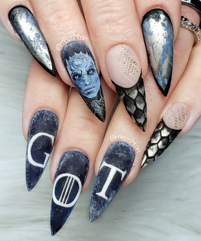 Маникюр в японском стиле на длинные ногти