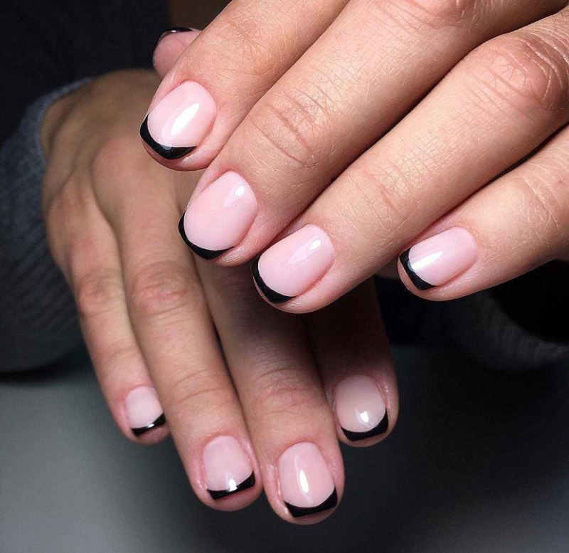 Французский маникюр дома