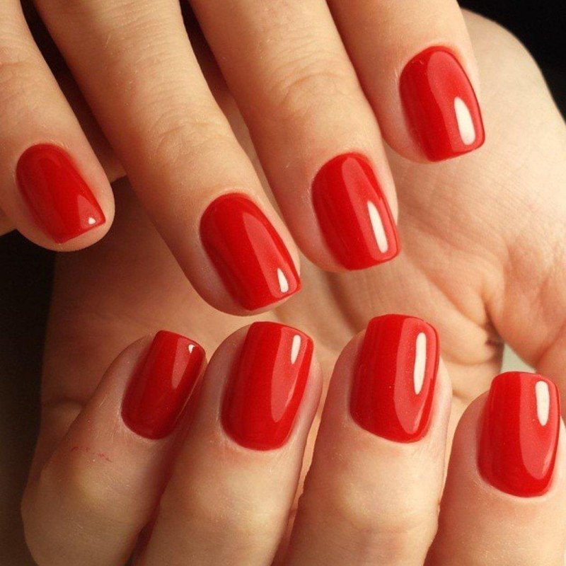 Маникюр на короткие ногти крвсефй