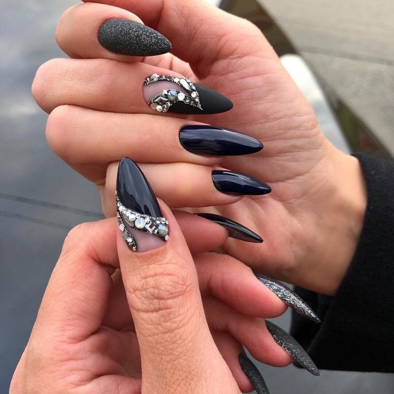 Нейл Санни нюд