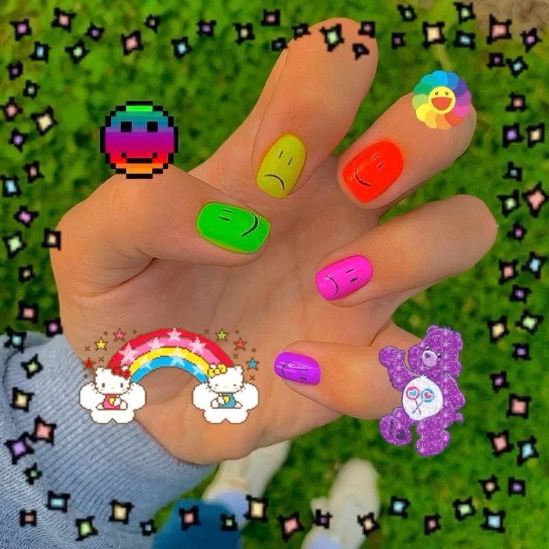 Ногти в стиле Барби