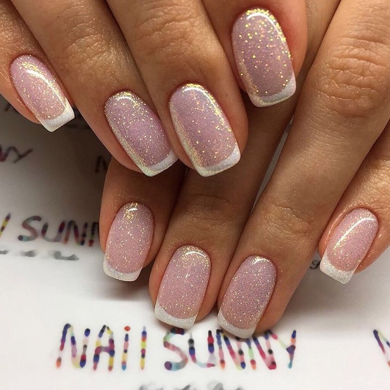 Маникюр гель с блестками