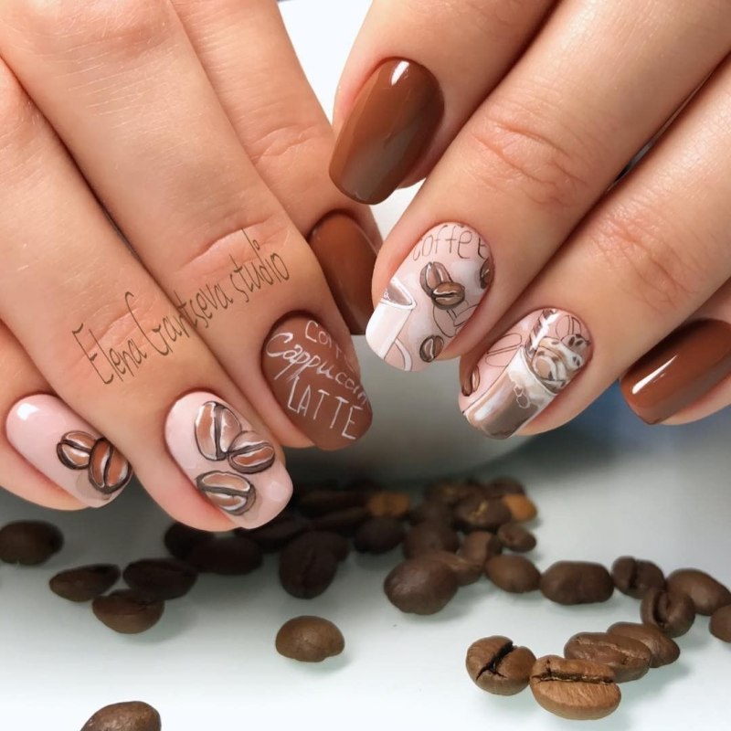 Маникюр в кофейно-молочных тонах