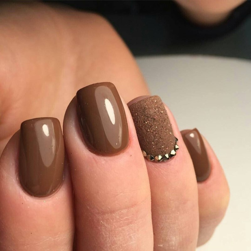 Шоколадный маникюр