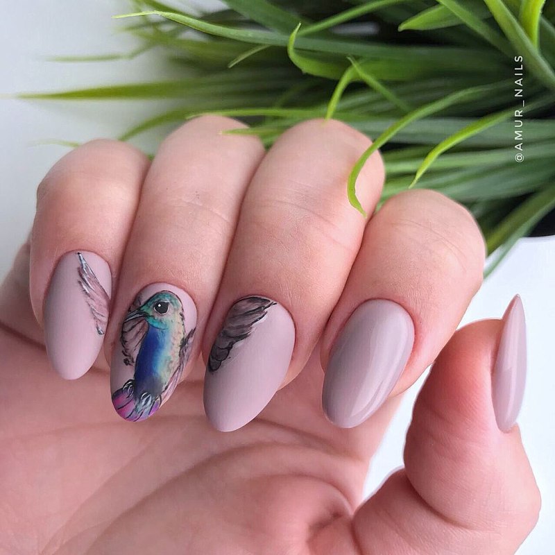 Маникюр с птичками