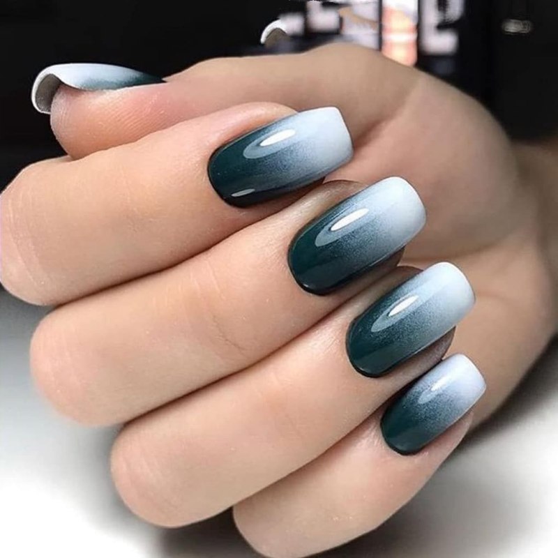 Маникюр омбре