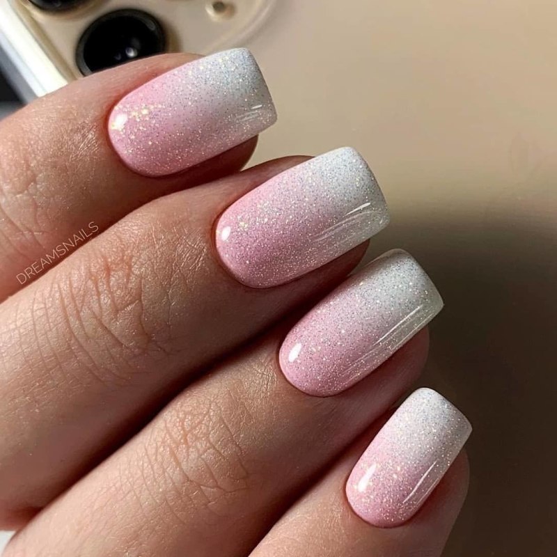 Маникюр омбре черно белый