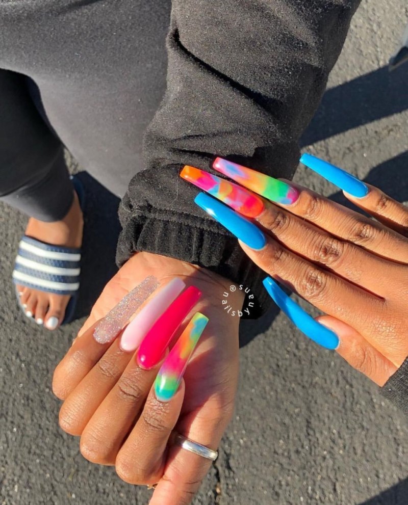 Маникюр разные руки