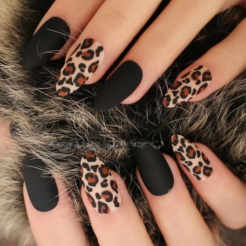 Ногти с животным принтом