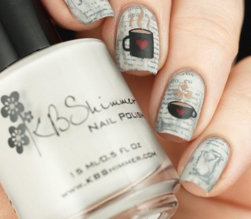 Газетный маникюр