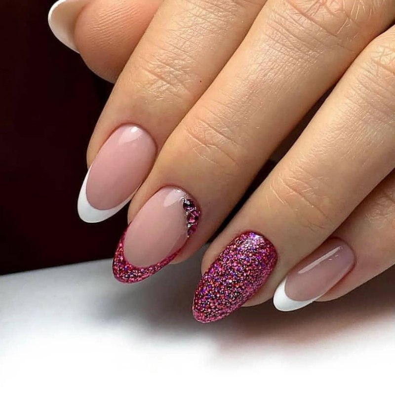 Дизайнер ногтей на короткие ногти