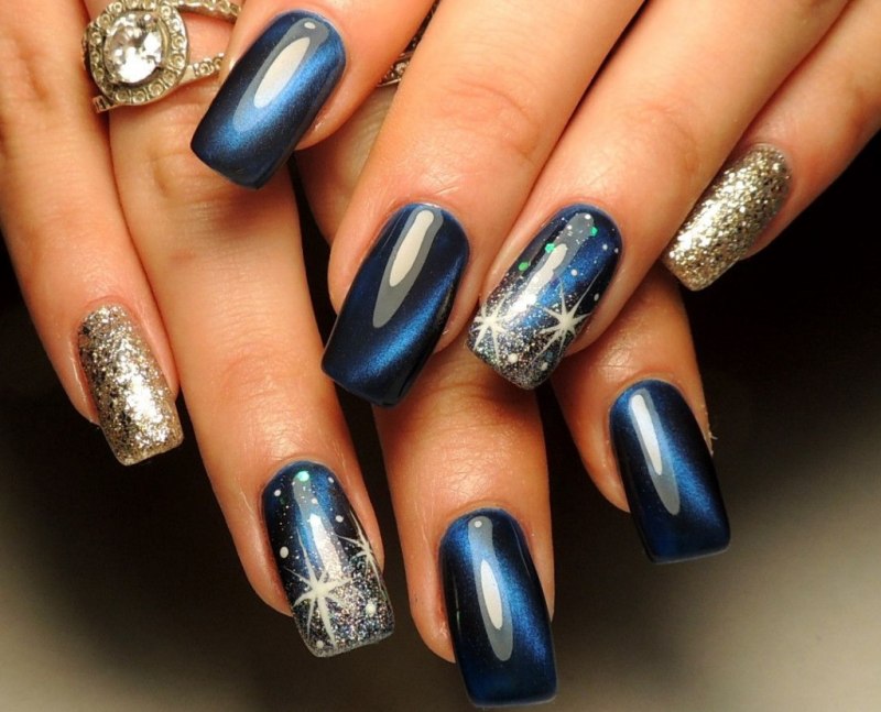 Маникюр кошачий глаз