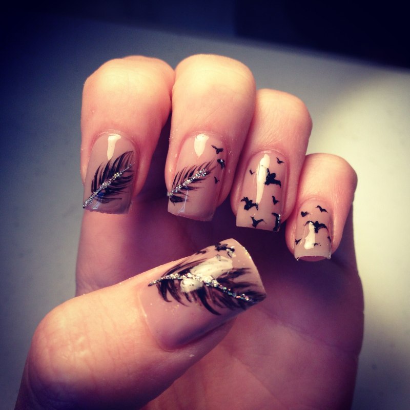 Дизайн ногтей с птичками