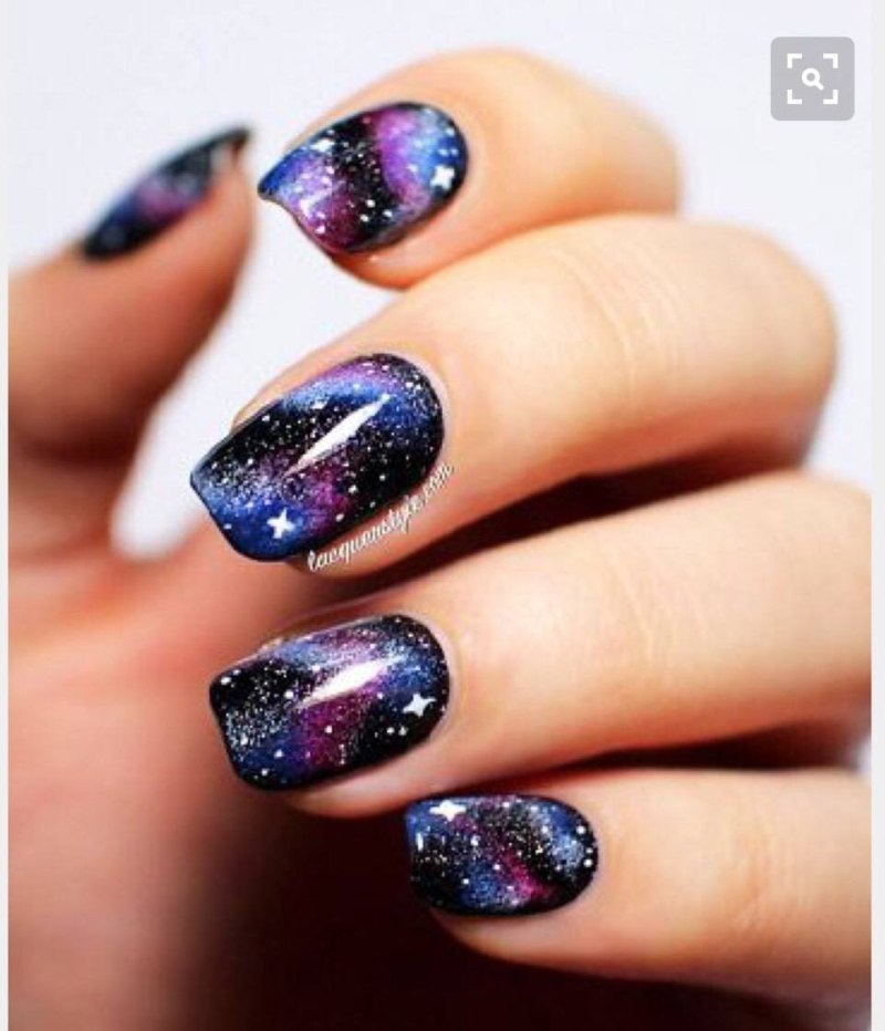 Маникюр Млечный путь