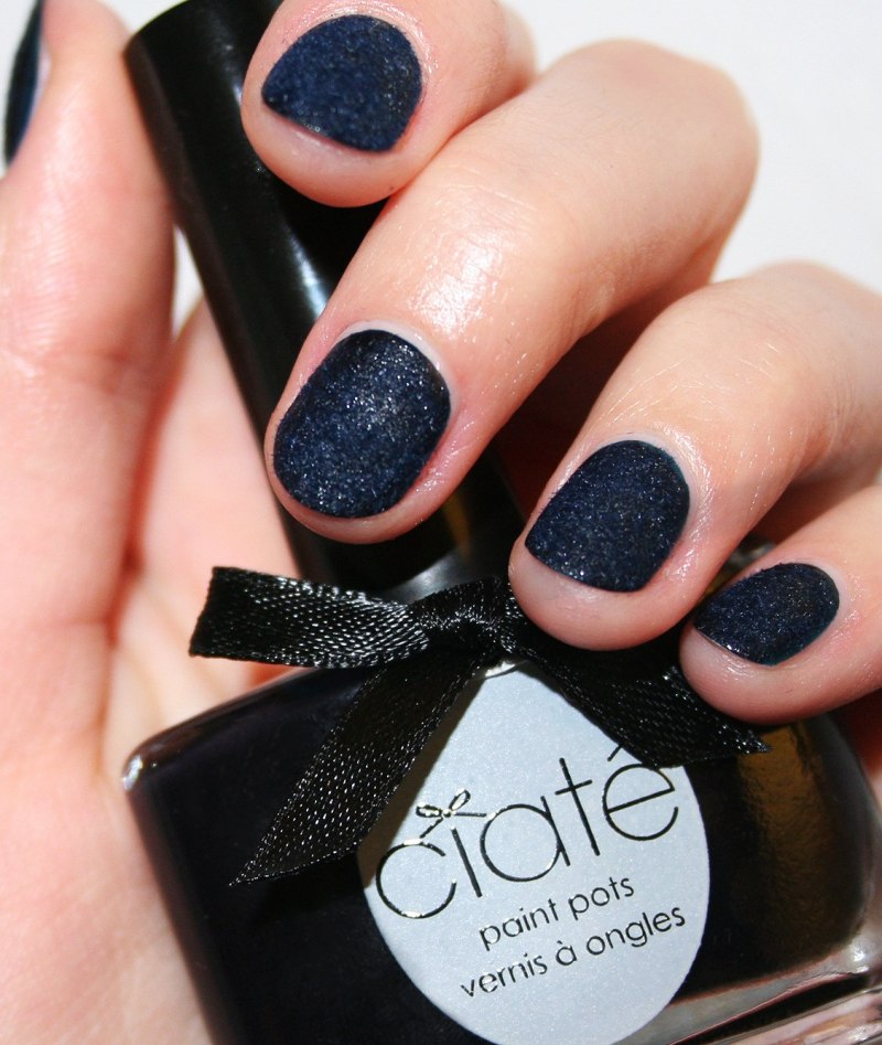 Бархатные ногти